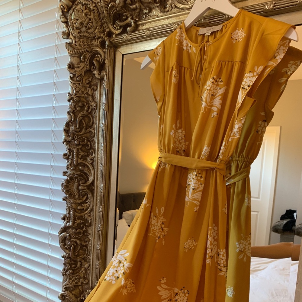 Ann Taylor Loft Mustard Classy Floral Dress🌼🌼🌼